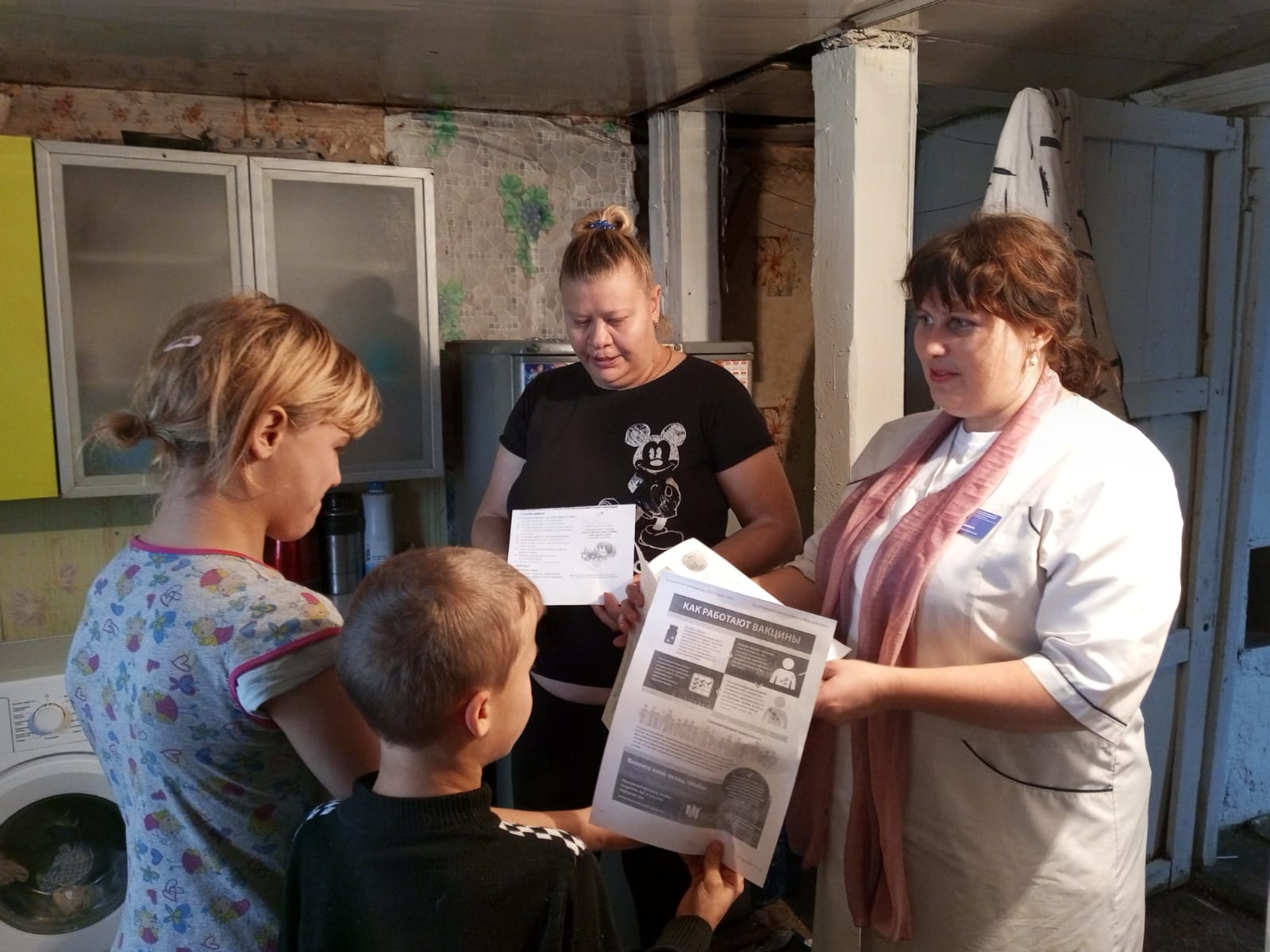 С 23 по 27 октября 2023 года комиссия по делам несовершеннолетних и защите их прав администрации МО Аркадакского муниципального района организовала рейды по семьям.
