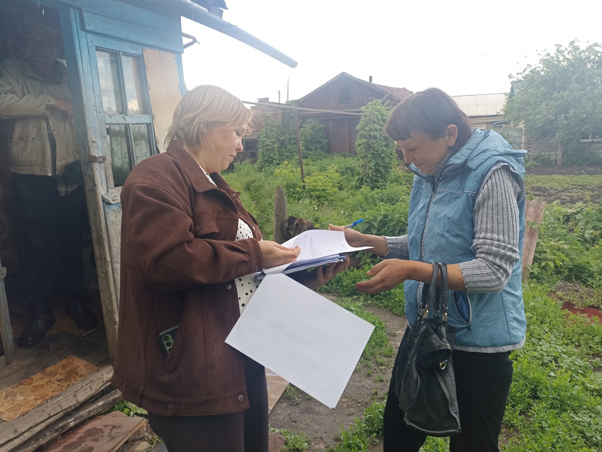На территории Аркадакского района 28.05.2026г. проведен межведомственный рейд в семьи,  требующие особого контроля.   .
